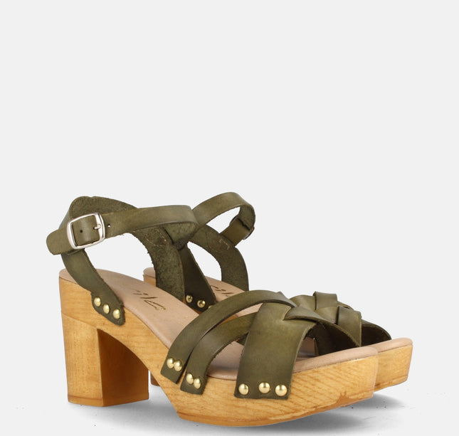 DALILA MILITAR-0